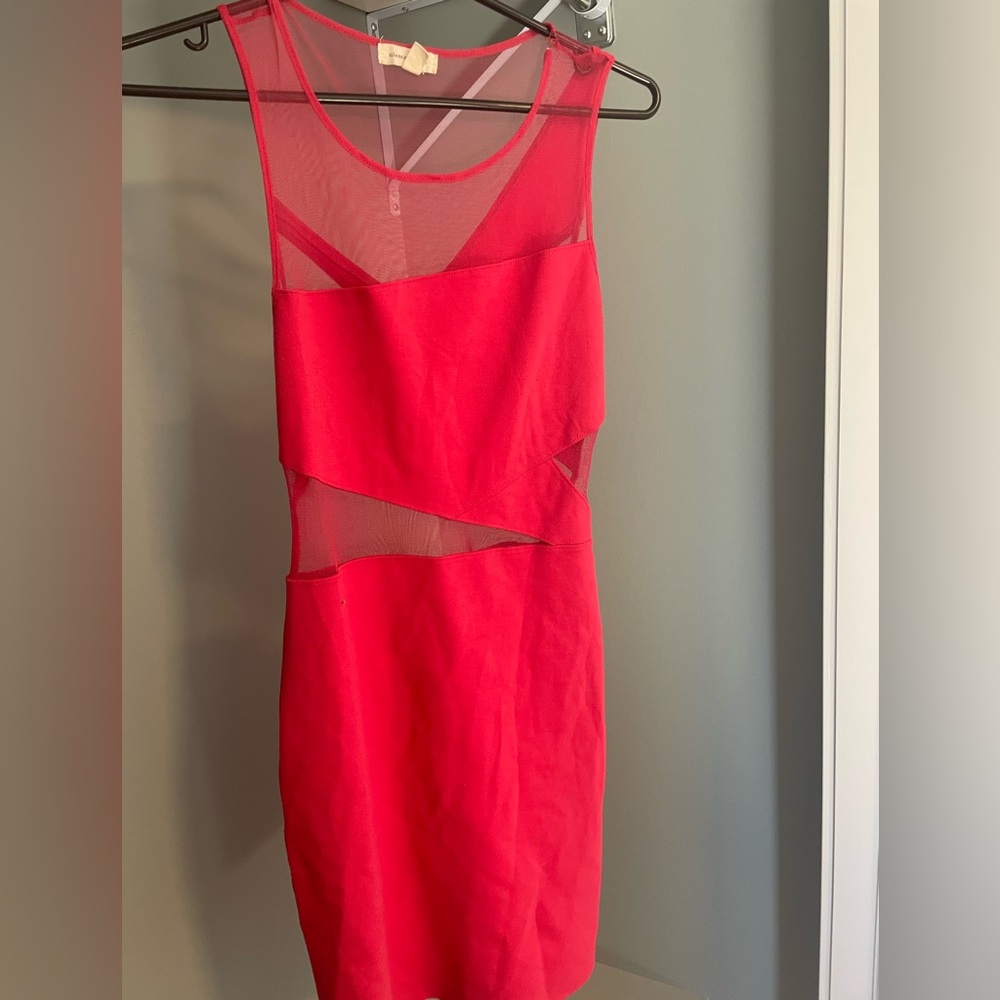 Elegant Red Sleeveless Dress